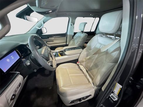 Used 2022 Jeep Wagoneer Series I w/ Convenience Group I image 10