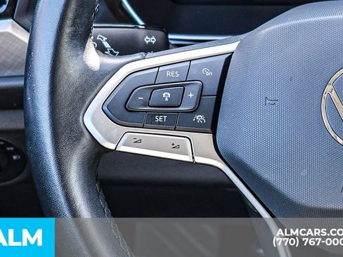 Used 2024 Volkswagen Jetta SE image 33