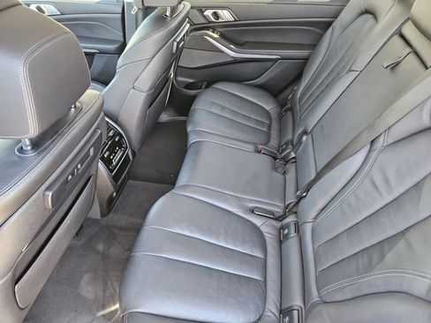 Used 2019 BMW X7 xDrive40i w/ Premium Package image 31