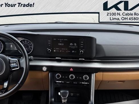 Used 2024 Kia Carnival LX FWD image 10