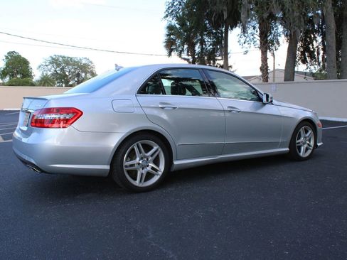 Used 2013 Mercedes-Benz E 350 4MATIC Sedan image 14