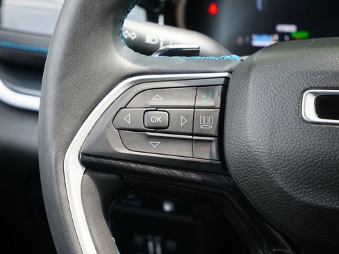 Used 2022 Jeep Grand Cherokee Trailhawk AWD/4WD image 16