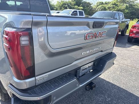 Certified 2024 GMC Sierra 2500 Denali w/ Denali Reserve Package AWD/4WD image 33
