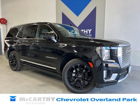 Used 2023 GMC Yukon Denali w/ Denali Reserve Package image 1