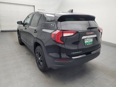 Used 2024 GMC Terrain SLE AWD/4WD image 5