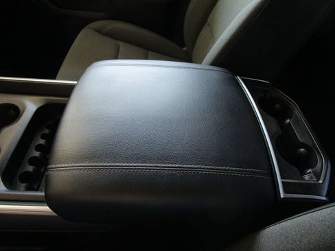 Used 2021 RAM 1500 Big Horn AWD/4WD image 42