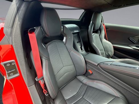 Used 2023 Chevrolet Corvette Stingray Premium Conv w/ Z51 Performance Package RWD image 17