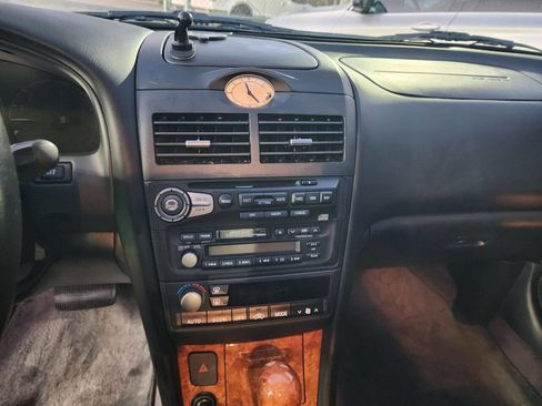 Used 2004 INFINITI I35 w/ Navigation Pkg image 24