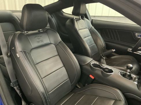 Used 2015 Ford Mustang GT Premium w/ Equipment Group 401A RWD image 5