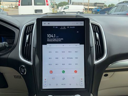 Used 2024 Ford Edge Titanium AWD/4WD image 13