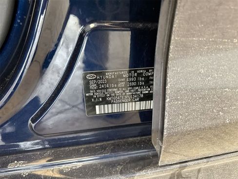 Used 2023 Genesis G70 3.3T w/ Sport Prestige Package image 36