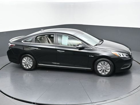 Used 2016 Hyundai Sonata SE FWD image 40