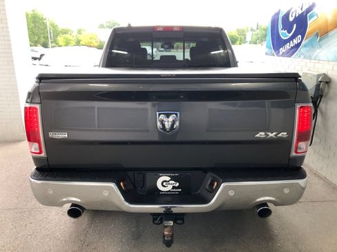 Used 2017 RAM 1500 Laramie w/ Convenience Group AWD/4WD image 7