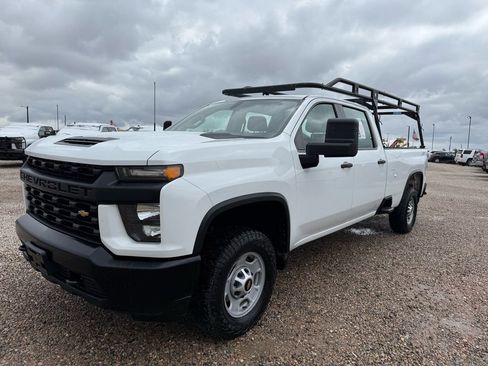 Used 2020 Chevrolet Silverado 2500 W/T AWD/4WD image 4