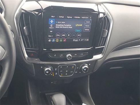 Certified 2023 Chevrolet Traverse Premier image 14