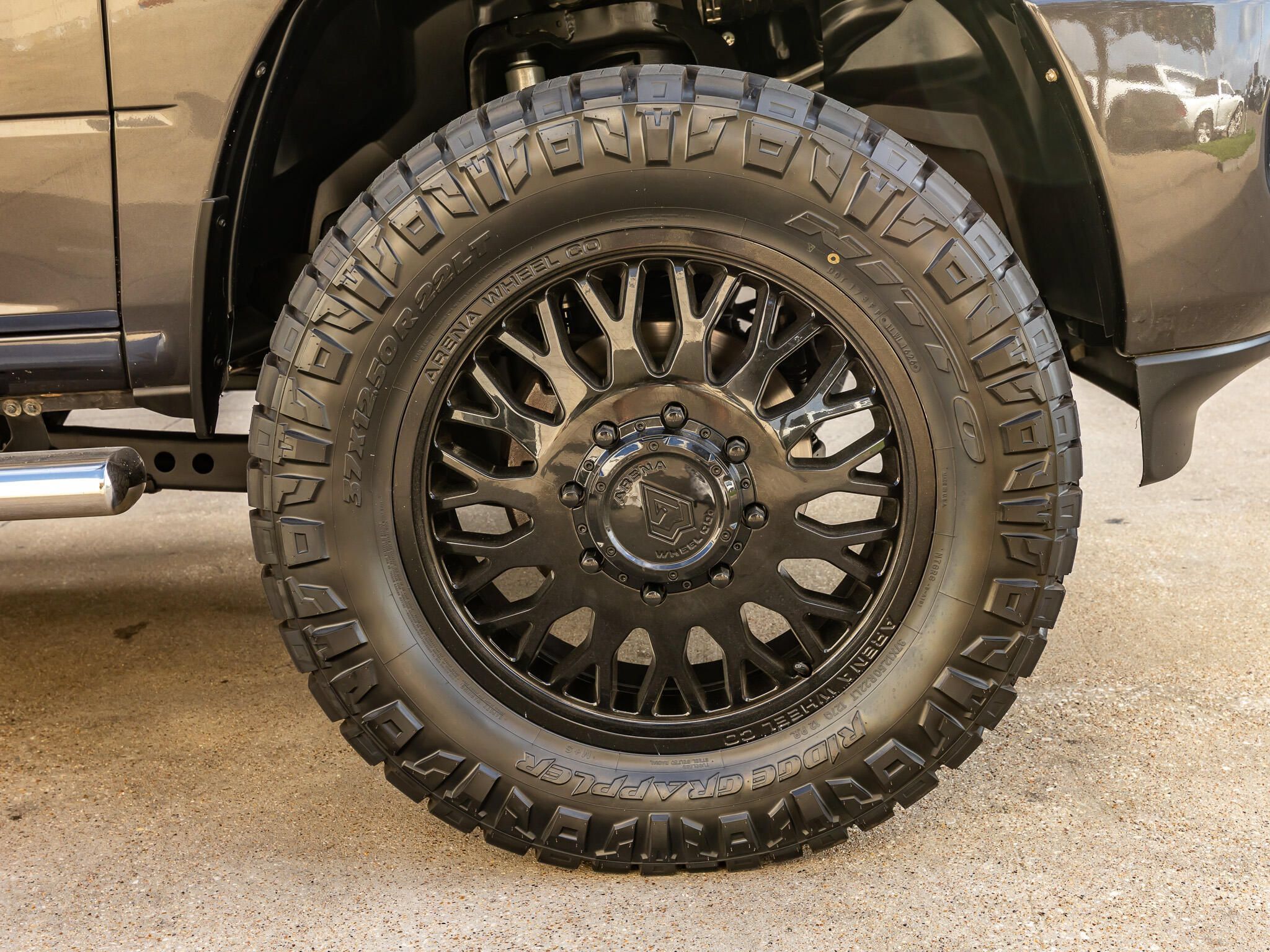 Used 2024 RAM 3500 Laramie w/ Sport Appearance Package AWD/4WD image 12