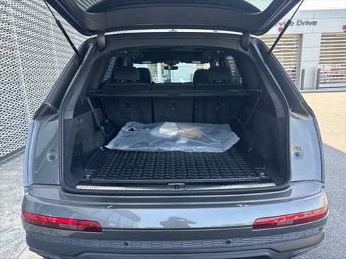 Certified 2026 Audi Q7 2.0T Premium w/ Convenience Plus Package AWD/4WD image 27