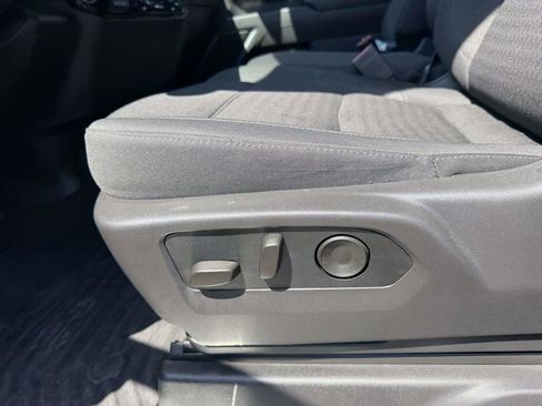 Used 2025 Chevrolet Silverado 2500 LT w/ Safety Package AWD/4WD image 22