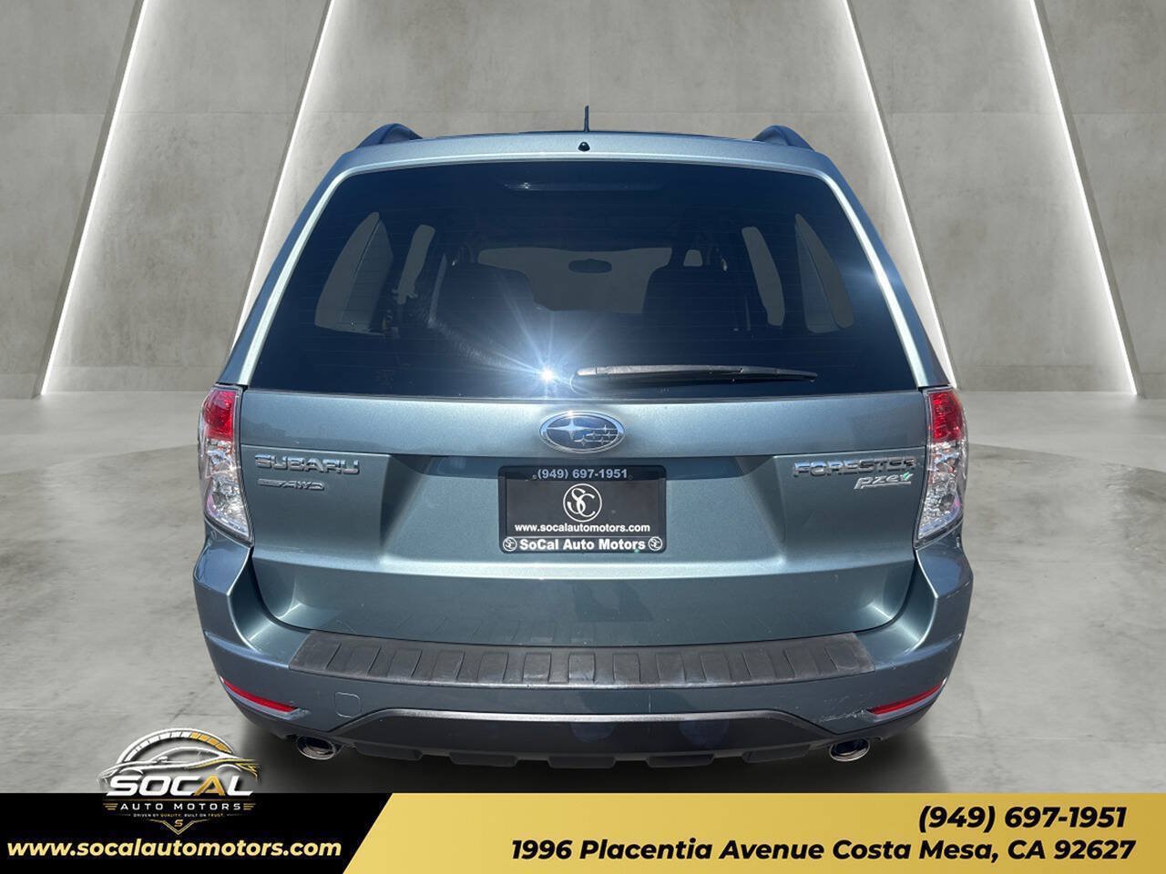Used 2013 Subaru Forester 2.5X Limited AWD/4WD image 4