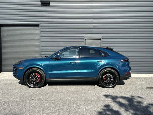 Used 2026 Porsche Cayenne S image 2