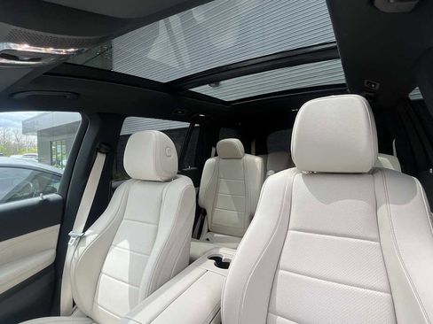 Certified 2025 Mercedes-Benz GLS 450 4MATIC image 10