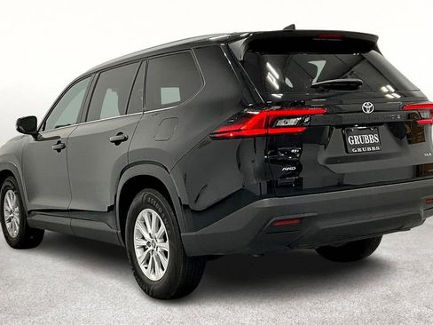 Used 2025 Toyota Grand Highlander AWD image 15
