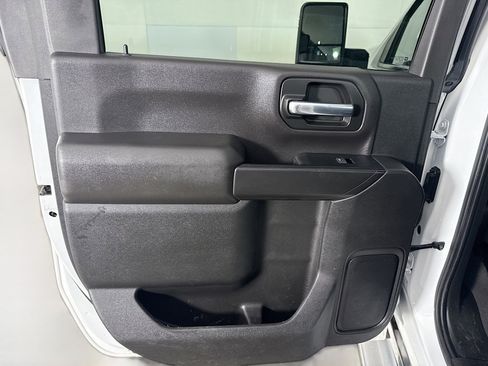 Used 2023 Chevrolet Silverado 2500 LT w/ Convenience Package image 26