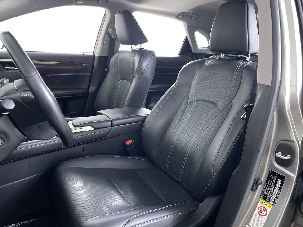 Used 2018 Lexus RX 350 AWD w/ Premium Package image 12