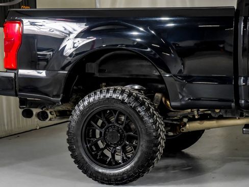 Used 2019 Ford F250 Lariat w/ Lariat Ultimate Package image 7