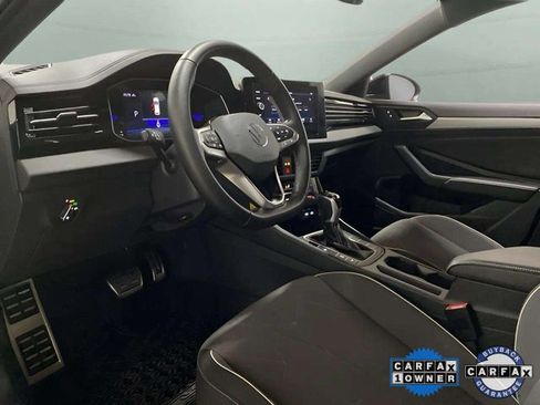 Used 2025 Volkswagen Jetta Sport image 62