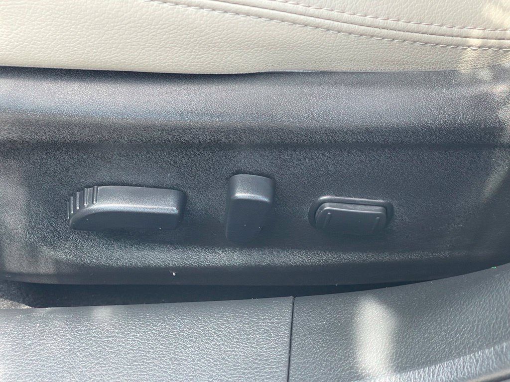Certified 2023 Nissan Altima 2.5 SL FWD image 12