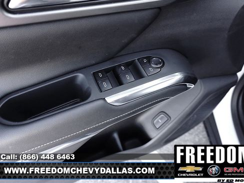 New 2026 Chevrolet Traverse LT w/ Driver Confidence Package image 39