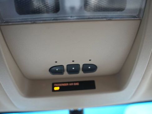 Used 2012 GMC Yukon XL Denali image 33