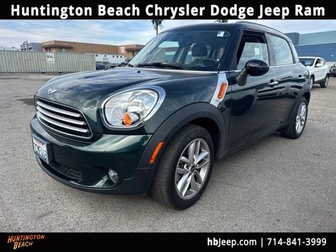 Used 2013 MINI Cooper Countryman FWD image 1