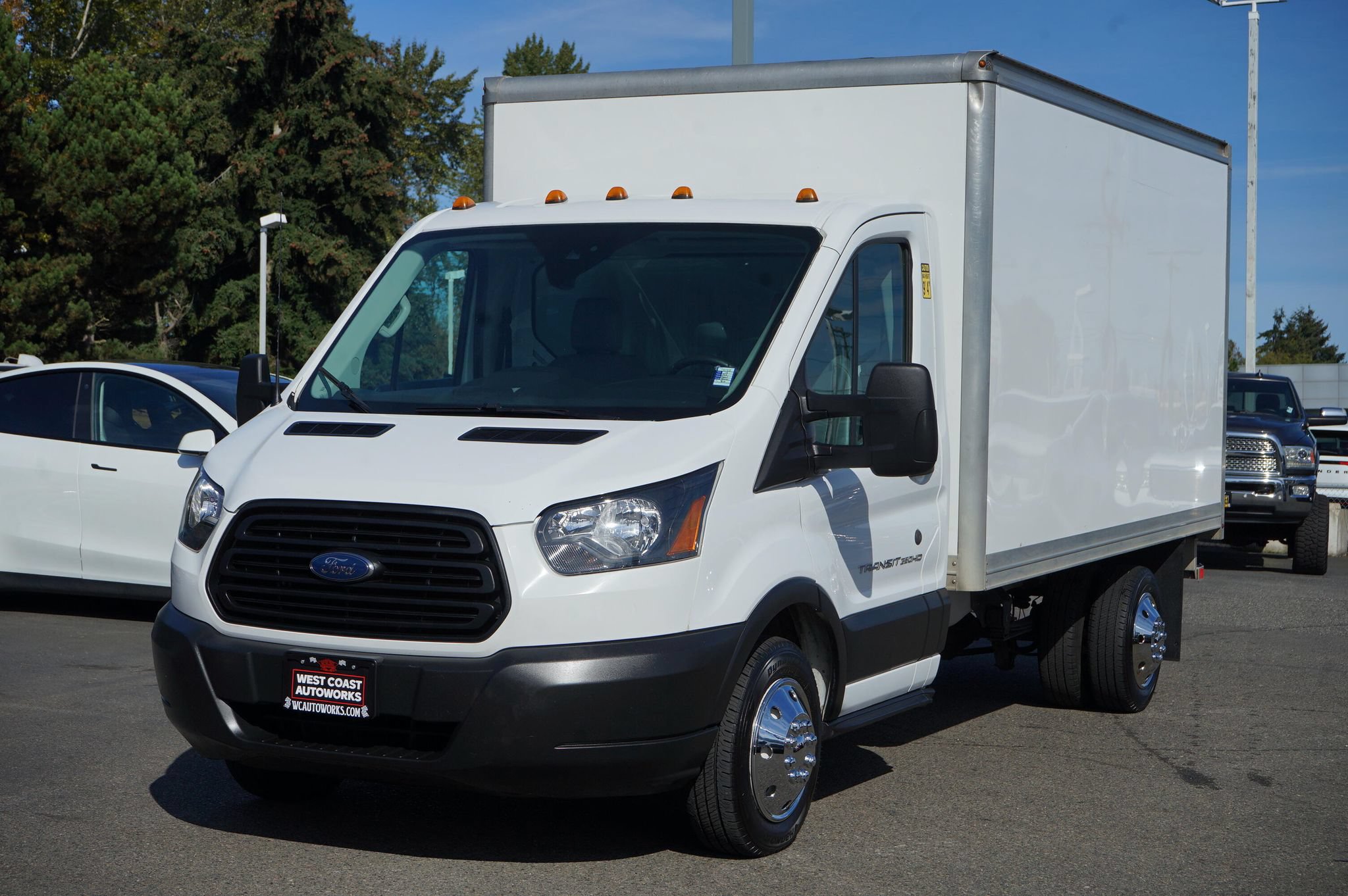 Used 2019 Ford Transit 350 156 DRW RWD image 1