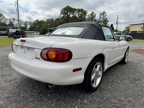Used 1999 MAZDA MX-5 Miata image 5