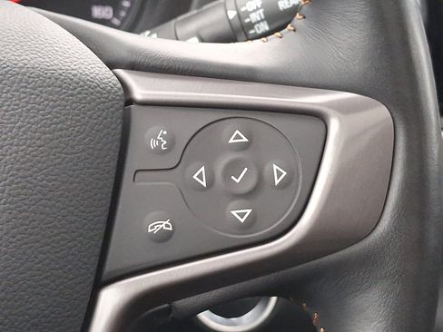 Used 2022 GMC Terrain AT4 image 22