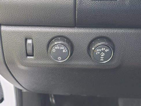 Used 2019 Chevrolet Colorado ZR2 AWD/4WD image 23