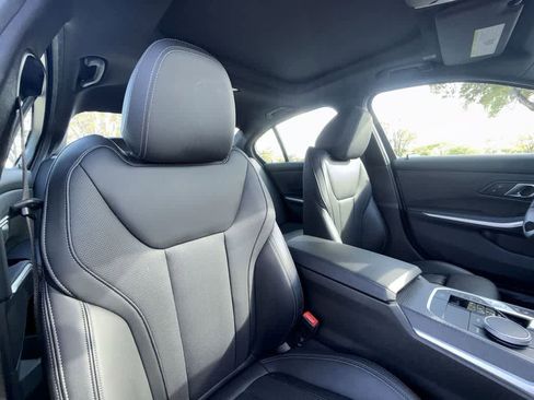 Used 2025 BMW 330i Sedan image 27