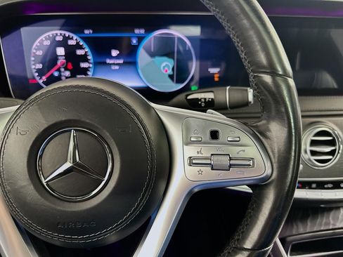 Used 2018 Mercedes-Benz S 560 Sedan w/ AMG Line Exterior image 46
