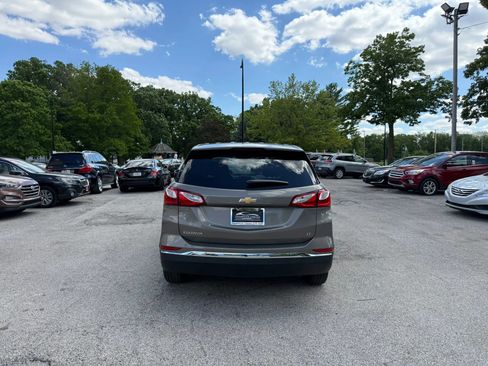 Used 2019 Chevrolet Equinox LT FWD image 6