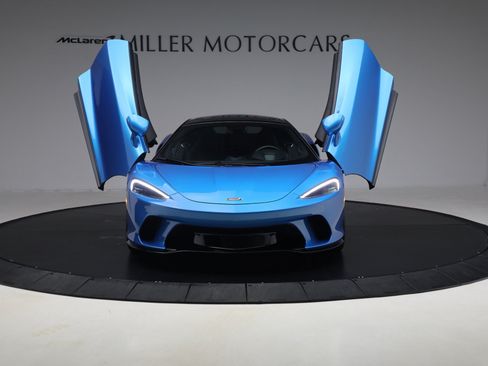 Used 2021 McLaren GT RWD image 13