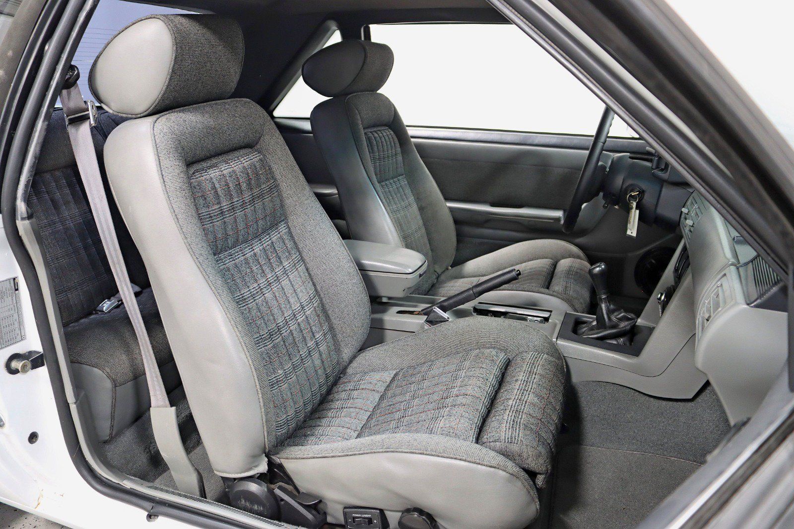 Used 1989 Ford Mustang LX RWD image 20