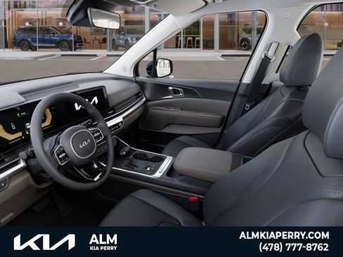 New 2026 Kia Carnival FWD image 17