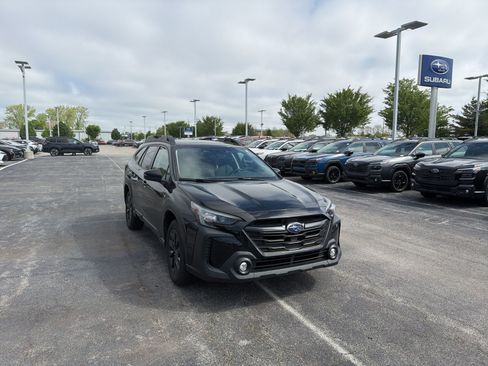 Certified 2023 Subaru Outback Onyx Edition XT AWD/4WD image 10