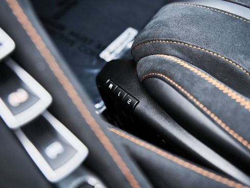 Used 2024 McLaren 750S image 36