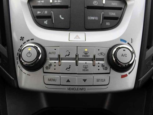 Used 2017 Chevrolet Equinox LT w/ Convenience Package image 19