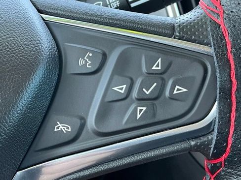 Used 2020 Chevrolet Equinox LS FWD image 16