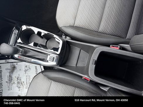 Used 2024 Chevrolet Trax LT w/ LT Convenience Package image 21