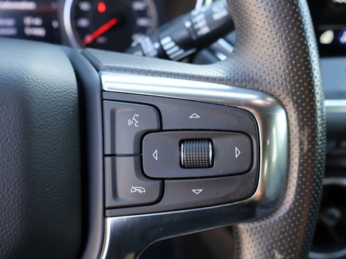 Used 2023 Chevrolet Blazer LT image 49